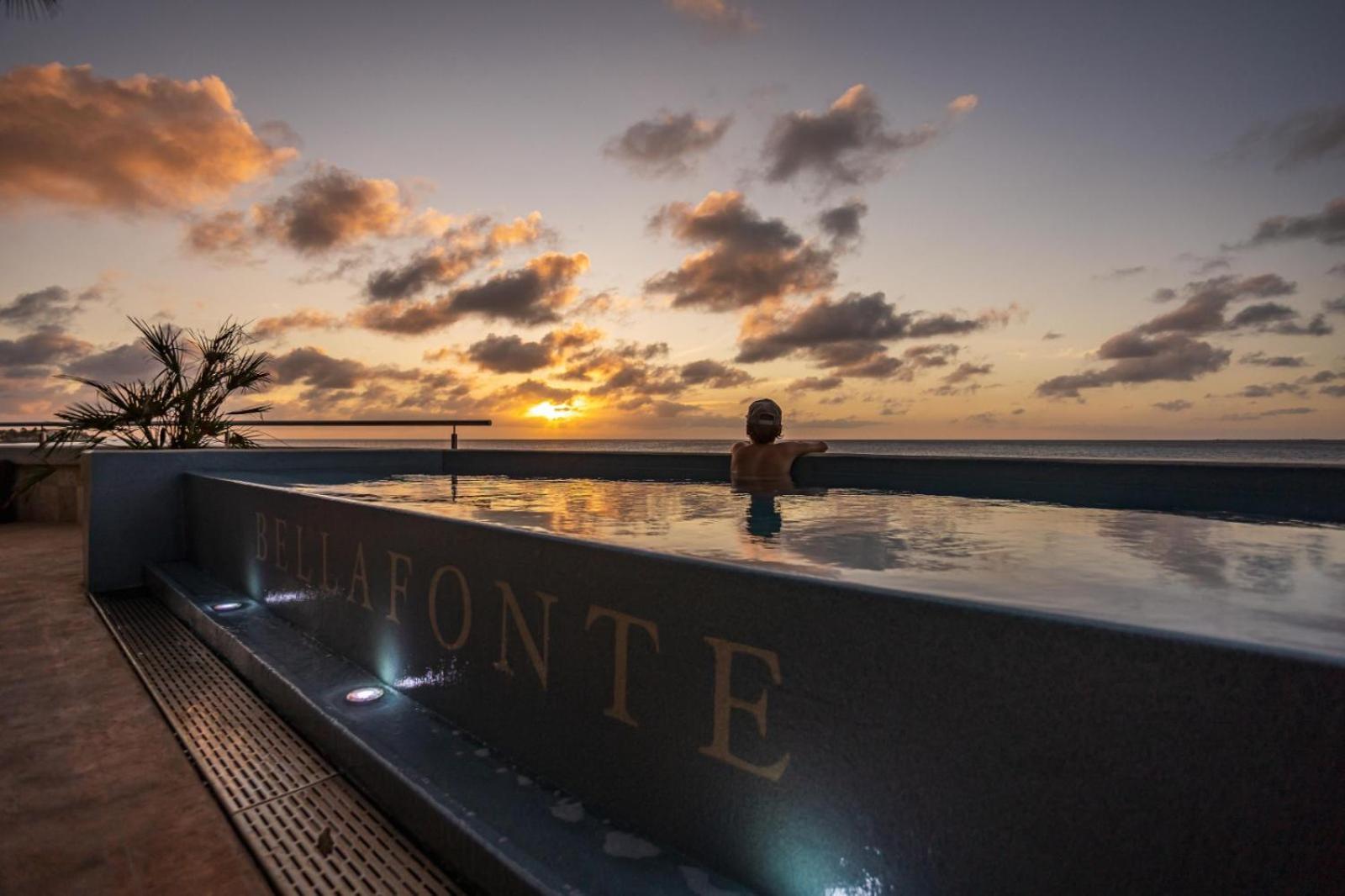 The Bellafonte - Luxury Oceanfront Hotel Kralendijk Exterior foto